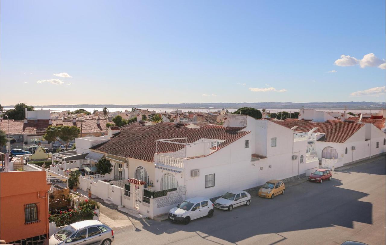 Stunning Apartment In Torrevieja Extérieur photo